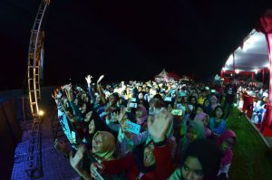 Konser Make IT Possible